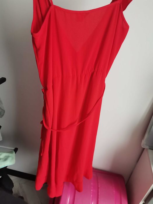 Sukienka na wesele H&M czerwona