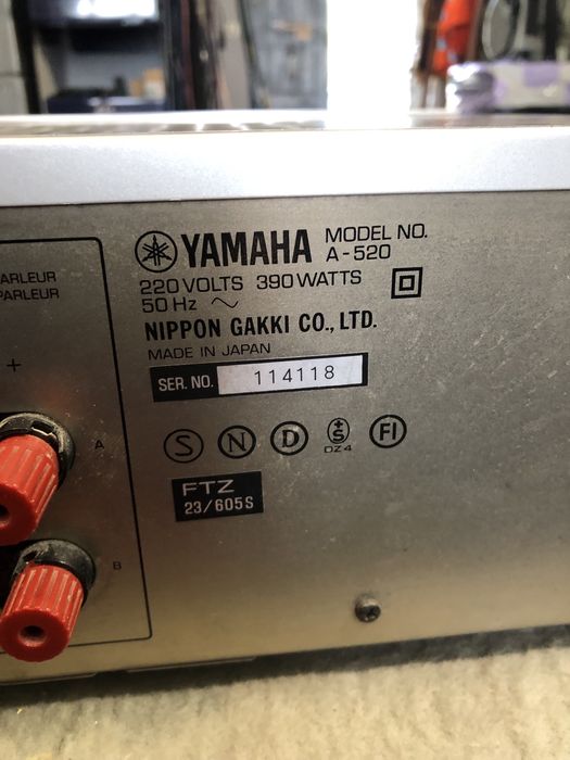 Wzmacniacz Yamaha A-520