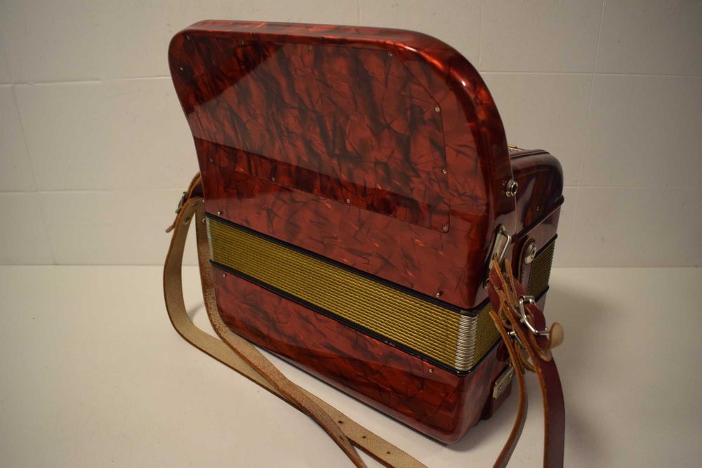 Acordeao Hohner Picolo 2 Voz. N. 221