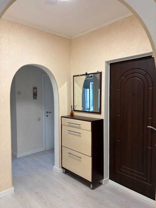 Генератор, продам 2к. квартиру вул. Урлівська 17