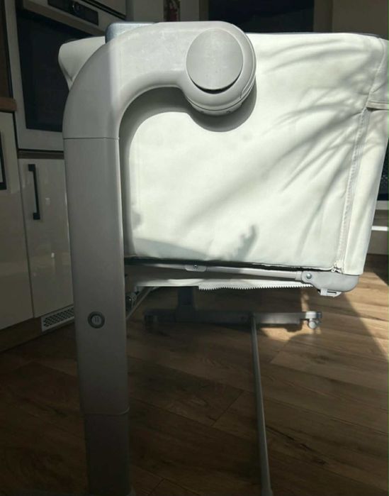 Łóżeczko dostawne chicco next 2 me- magic