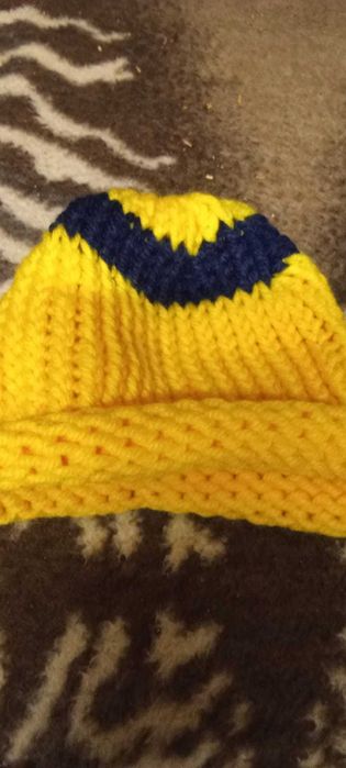 Gorro Amarelo de Criança