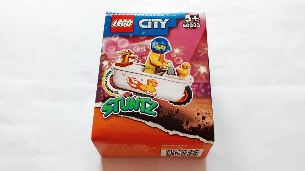 LEGO City Stuntz 60333 Bathtub Stunt Bike selado