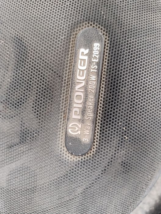Głośniki Pioneer TS-E2099 dwie sztuki 200w wysyłka