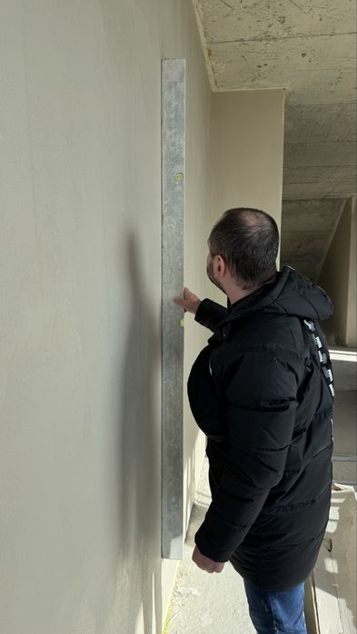 Майстер з штукатурки,  механізована гіпсова штукатурка стін