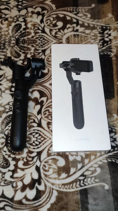 Трехосевой стабилизатор Xiaomi Mi Action Camera 4K,  присоски, монопод