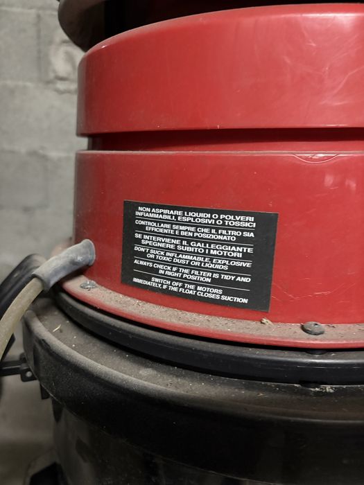 Máquina Profissional Limpeza a detalhe carro / casa Lavatron 70 2600W 2 motores