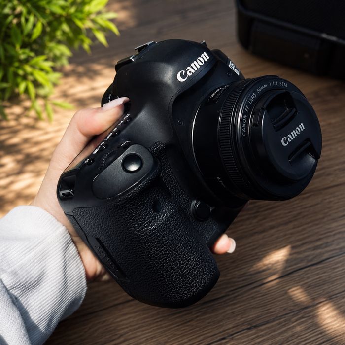 Фотоапарат фотокамера проф камера Canon 5d mark III
