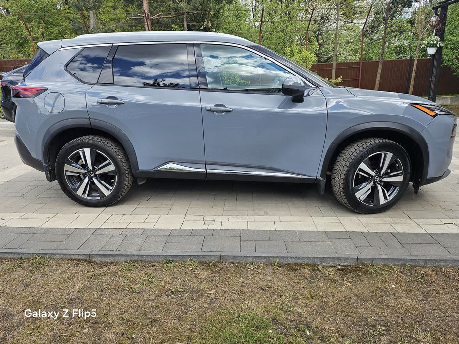 Nissan ROGUE SL AWD 2020 р.в 2.5бензин