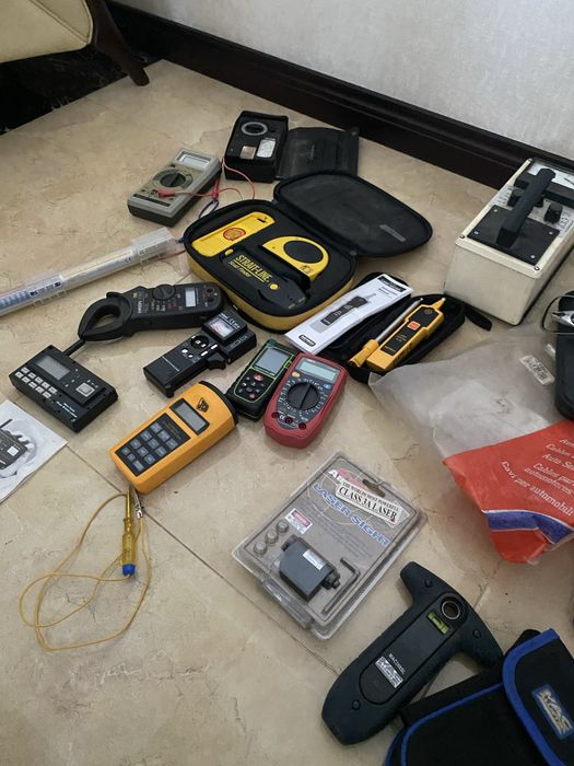 Мультиметр,дальномер,детектор проводки JCB,Di-Log