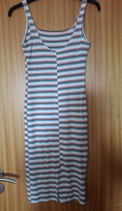 Vestido justo comprido Bershka