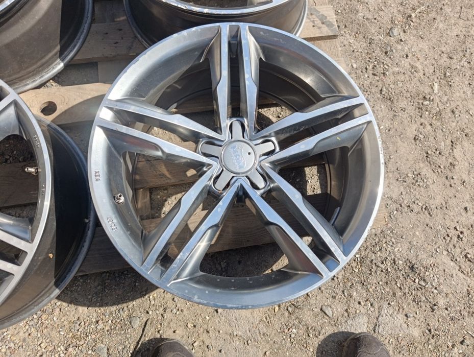 Диски R18 5x112 ет 44 Dia 66.6 MAM