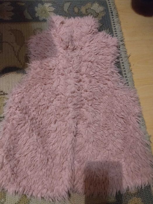 Colete pêlo rosa bebê Zara
