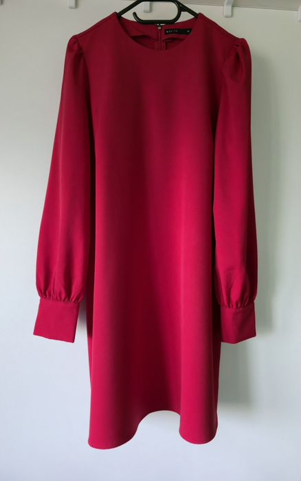 Czerwona sukienka Mohito