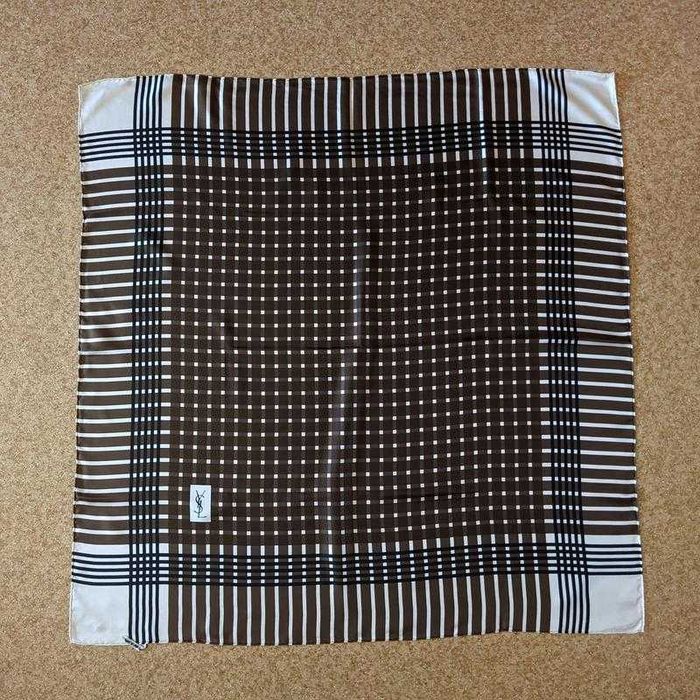 Шелковый платок Yves Saint Laurent Silk Scarf