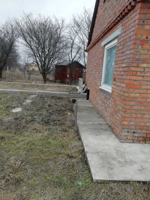 Продаж дачна ділянка з будиночком