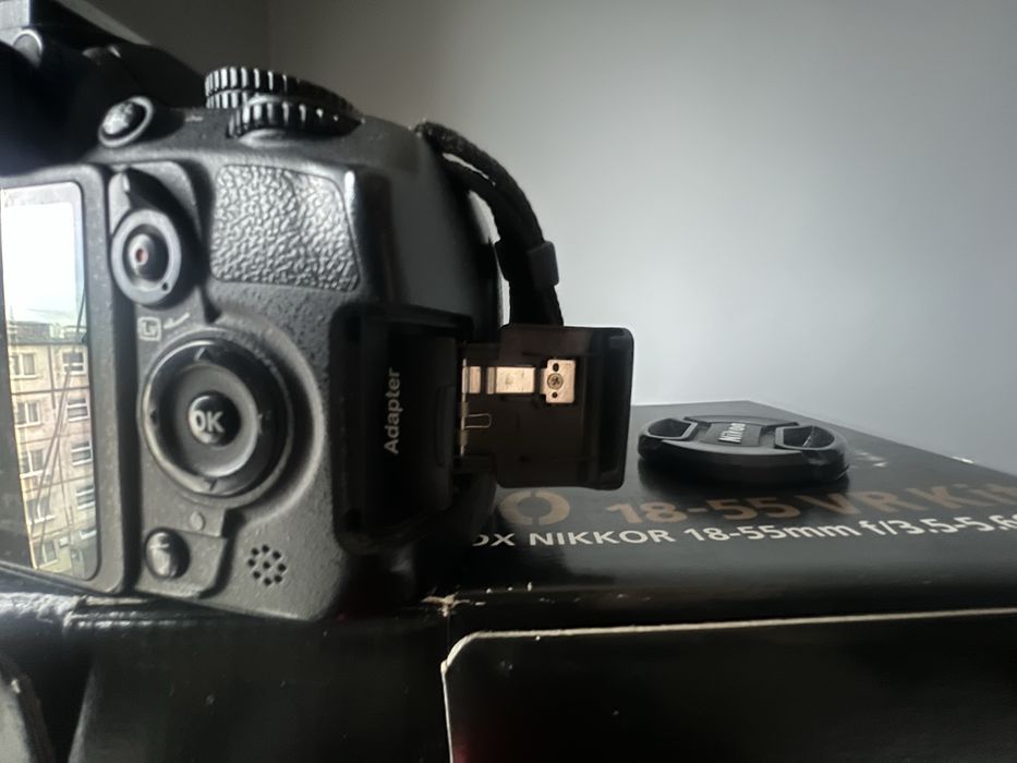 Nikon D3100 + объектив 18–55 мм