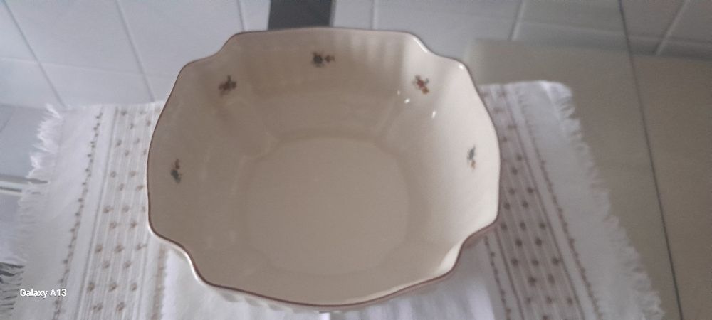 Taça grande ou terrina com 3 pratos de doce Vista Alegre