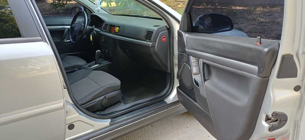 Opel Vectra 2.2 Автомат у відмінному стані