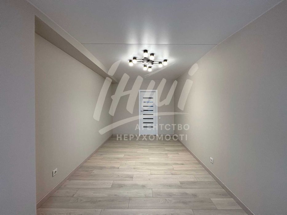 Центр міста | 2-х кімнатна квартира з ремонтом. Постанова\євідновлення