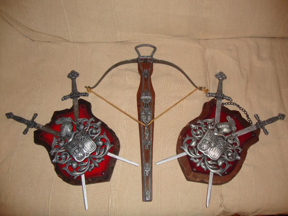 2 brasões decorativos