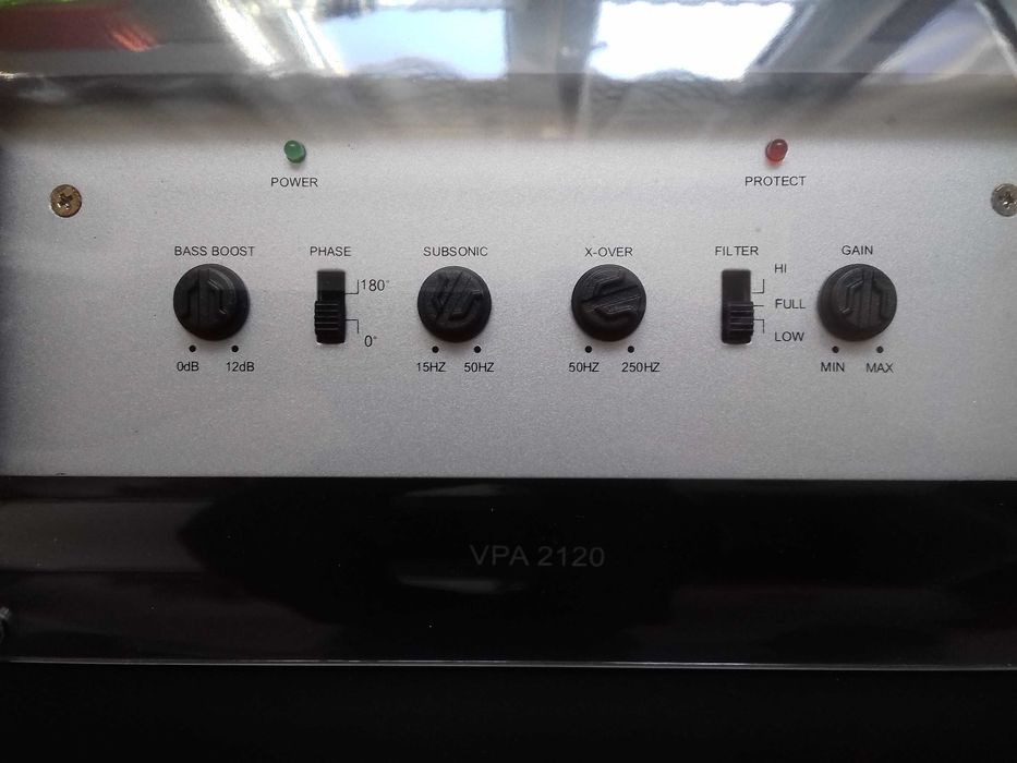 Wzmacniacz  Blaupunkt Velocity VPA 2120
