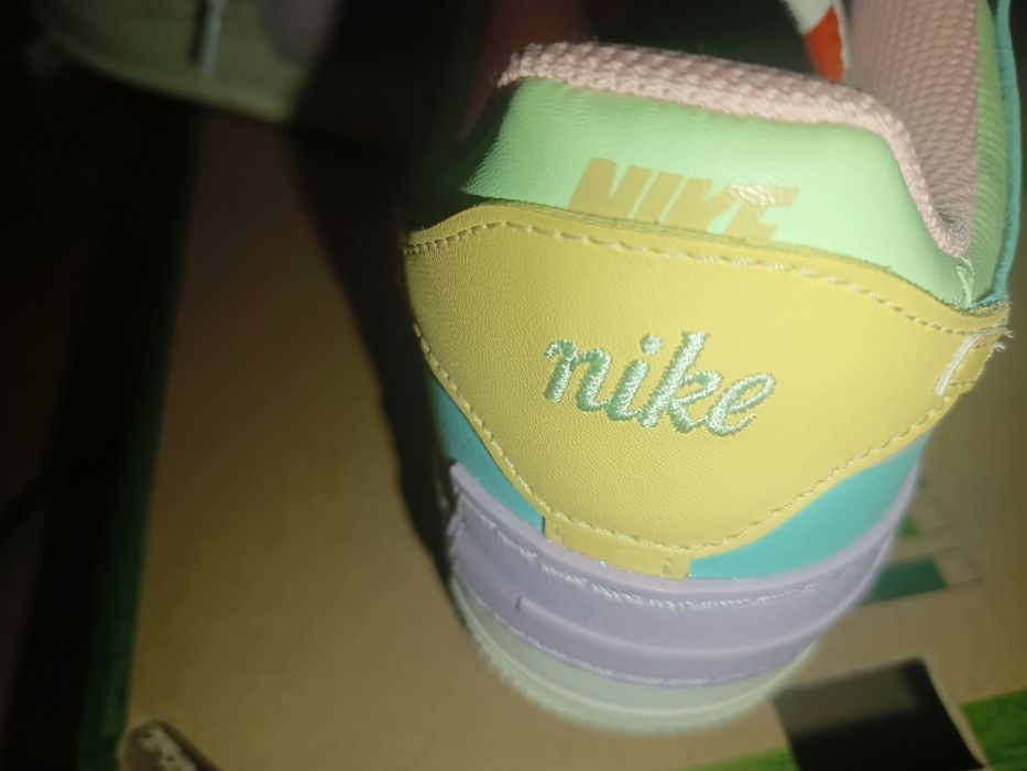 Nowe buty Nike 40