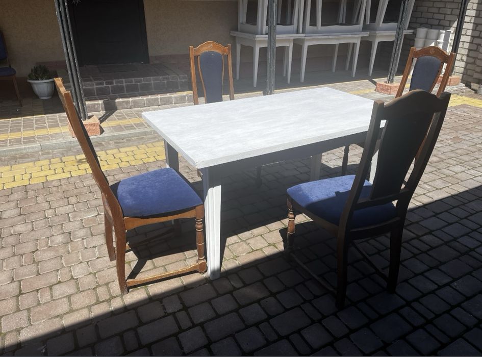 Стіл + 4 стільці (8-ім комплектів) 2500/3500грн комплект