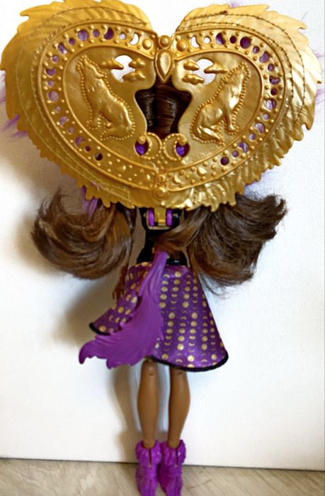 Клодин Вульф із серії Monster High.