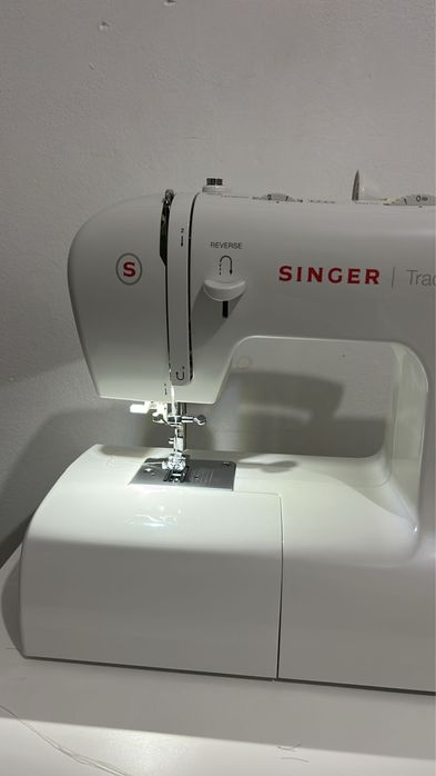 Maquina Costura Singer (como nova)