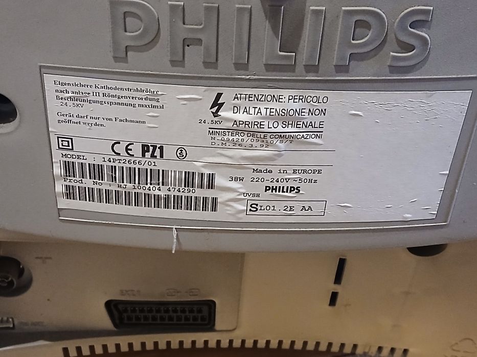 Televisão Philips antiga