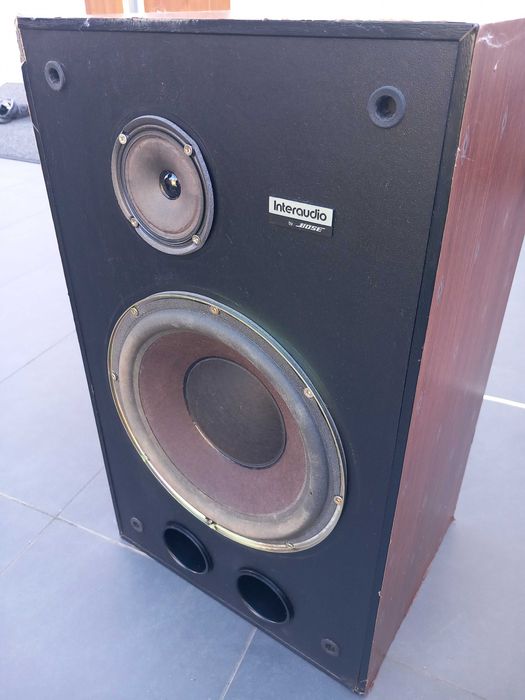 Bose Interaudio   4000XL        4/8 Ohm ; 100W