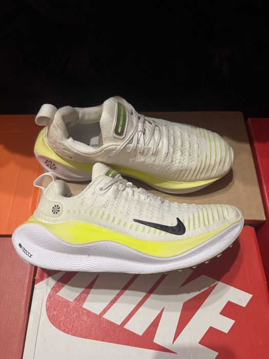 Nike ReactX Infinity Run Flyknit 4 жіночі, 39 розмір