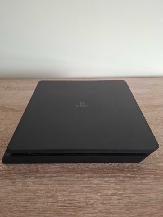 PlayStation 4 Slim 500GB – Excelente Estado – Totalmente Funcional