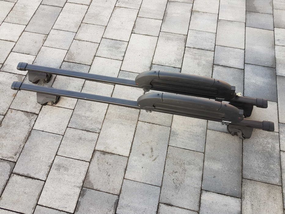 Bagażnik dachowy Thule 853 + uchwyt na narty thule