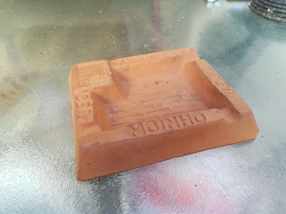 Cinzeiro cerâmica moinho vento