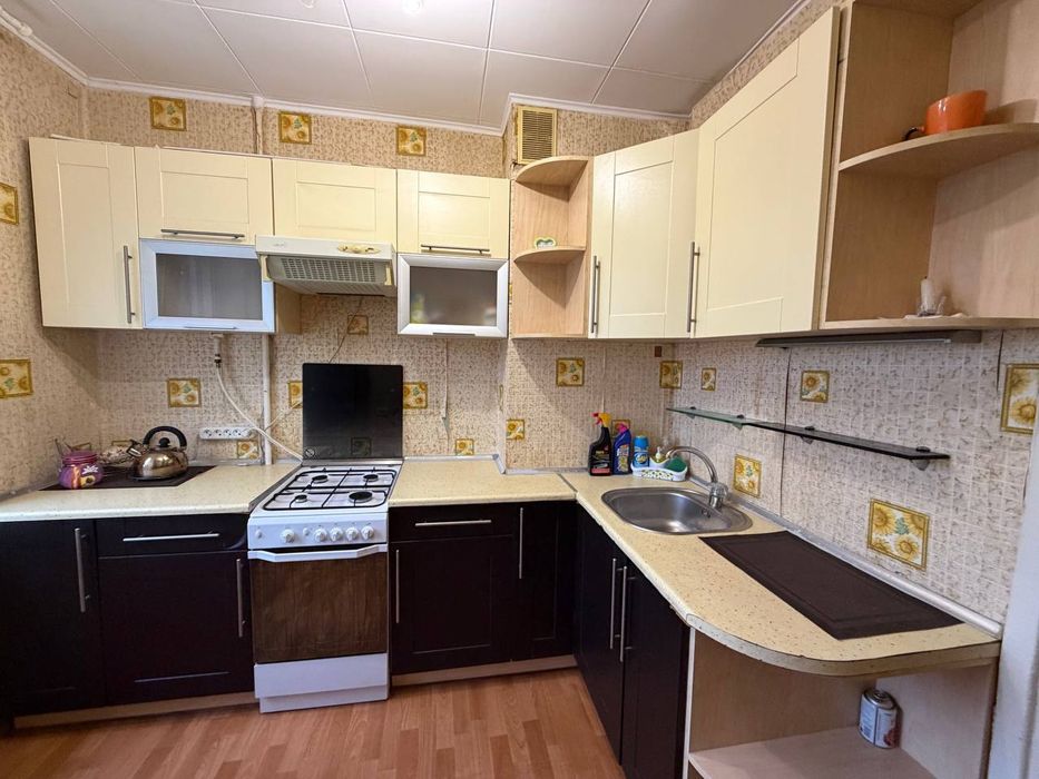Сдам 1 кв Семёна Палия 60.