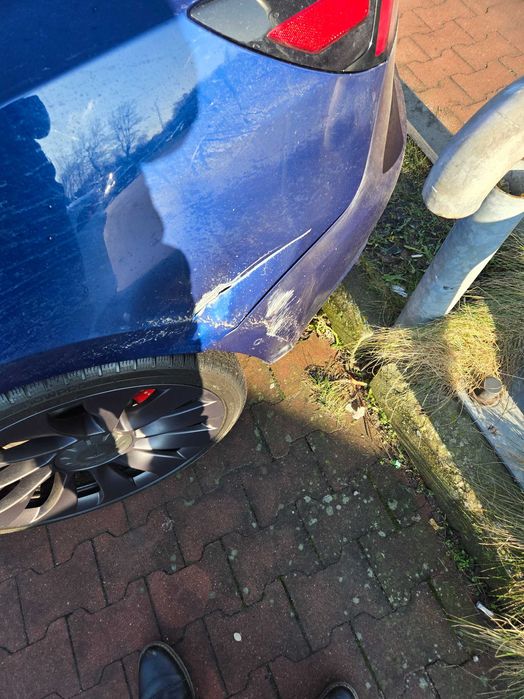 Tesla Model 3 Performance 2021 Deep Blue Samochód Elektryczny (polift)