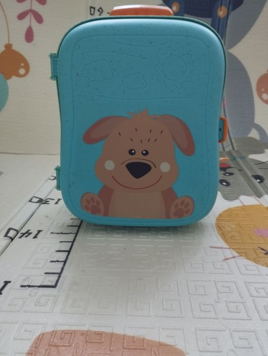 Рюкзачки та валізи з аксесуарами для піску та води