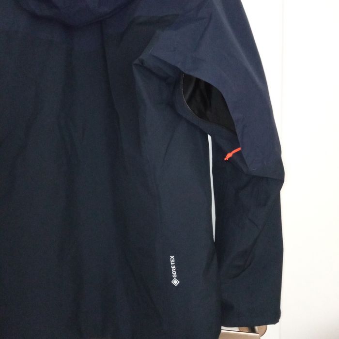 Kurtka Salewa nowa, goretex