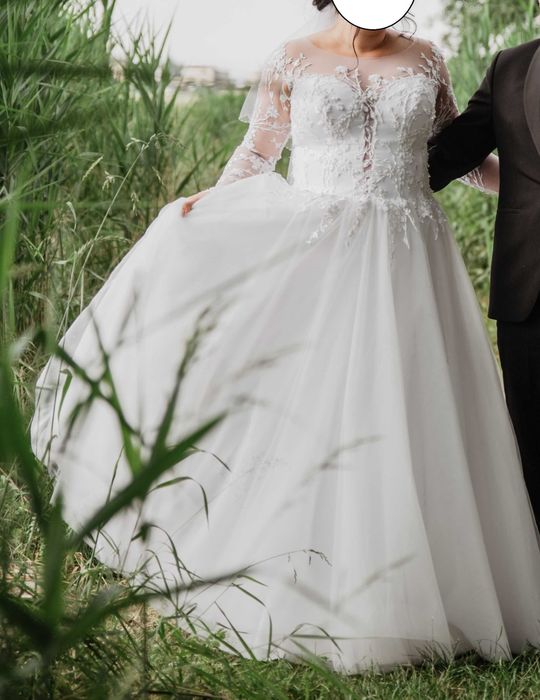 Biała sukienka ślubna w koronki princeska rozm. 44