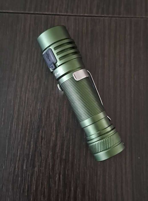 Фонарик Sofirn SC18 и Warsun X609