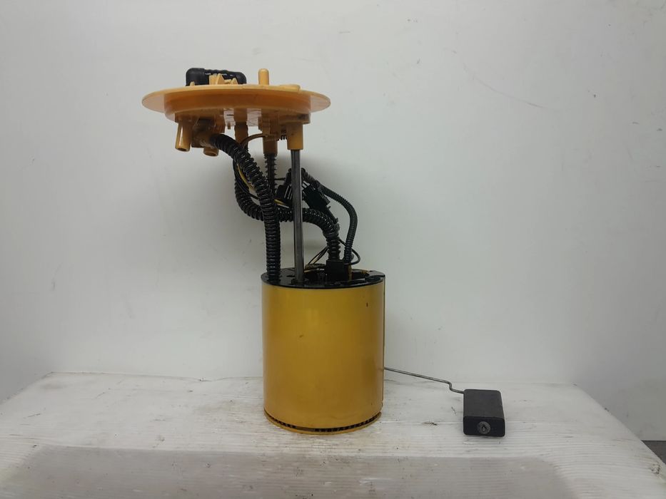 Bomba de combustível AUDI A6 (4F2, C6)