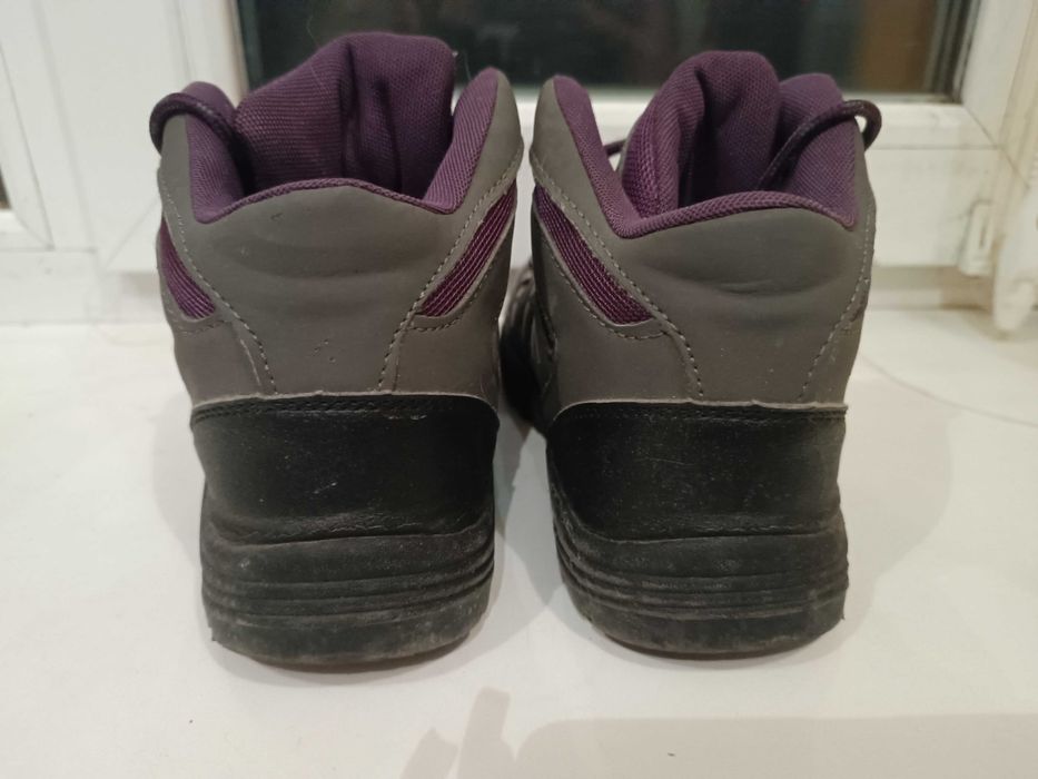 тренінгові черевики quechua