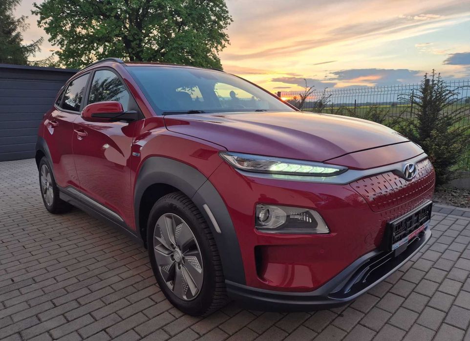 Hyundai Kona 64квт 2020