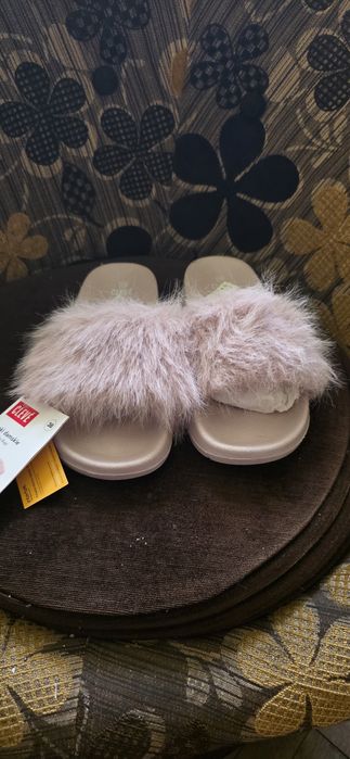 Klapki damskie z futerkiem