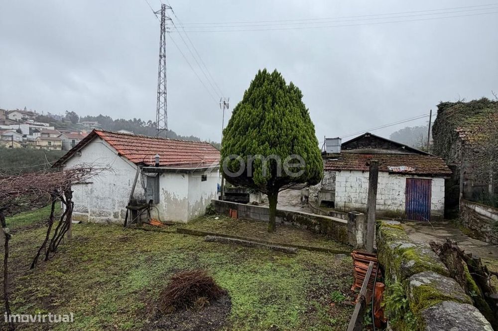Moradia T2 para renovação