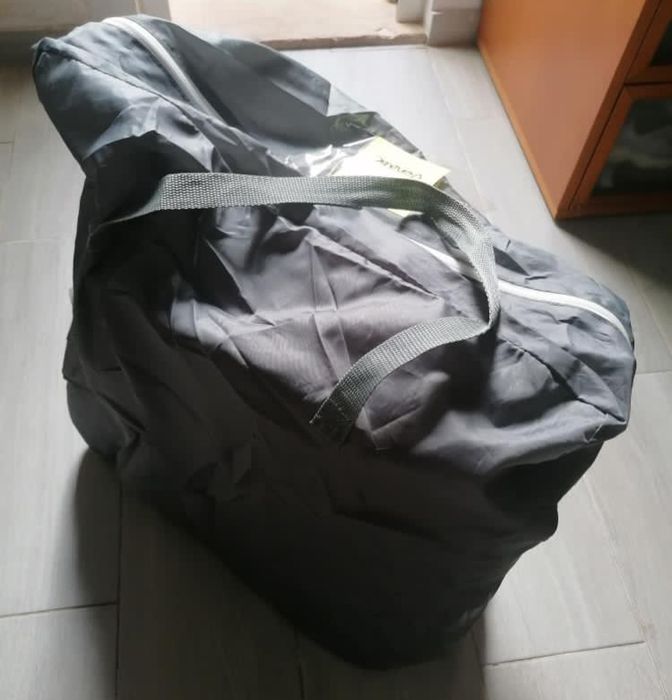 Berço de bebé prático