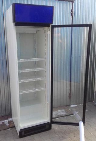 Szafa witryna chłodnicza przeszklona HELKAMA 60cm 400L