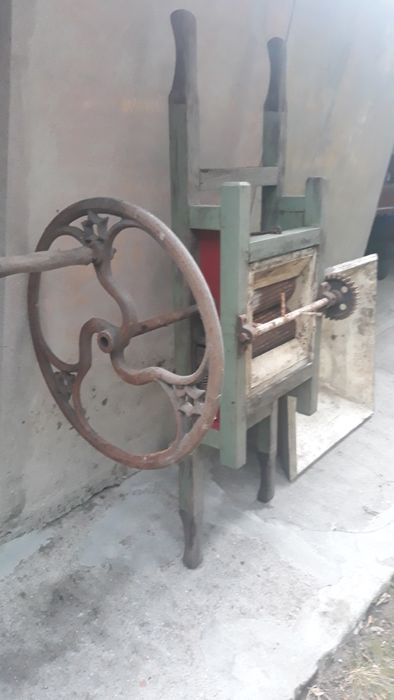 Ralador de Uvas usado